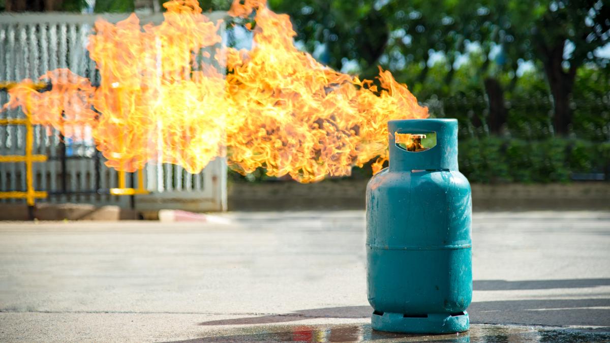 Explozie in Letea Veche patru raniti grav