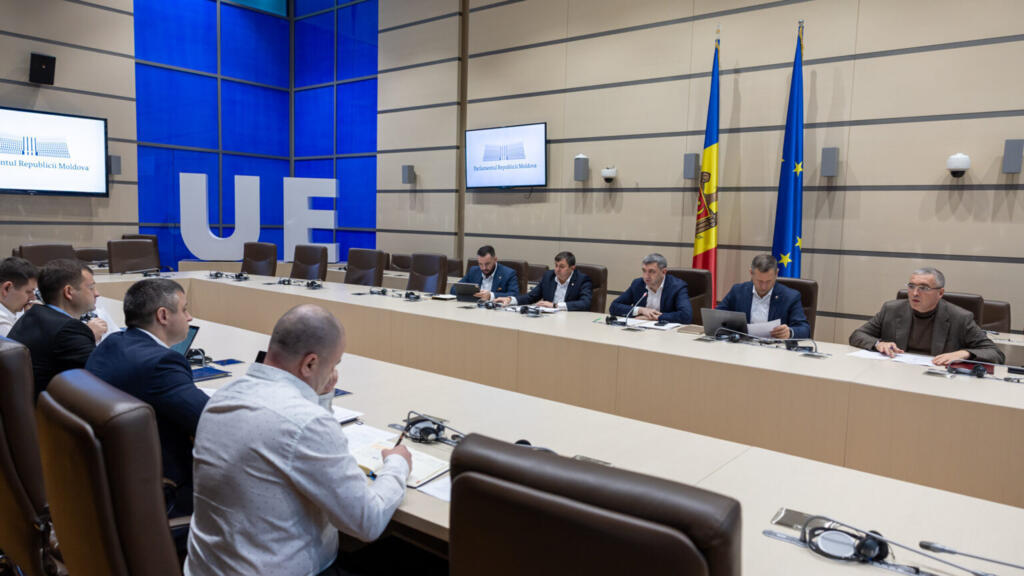 Chisinau Audieri parlamentare despre contrabanda cu munitii