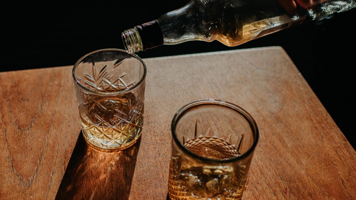 aproape 40 dintre copii beau alcool in