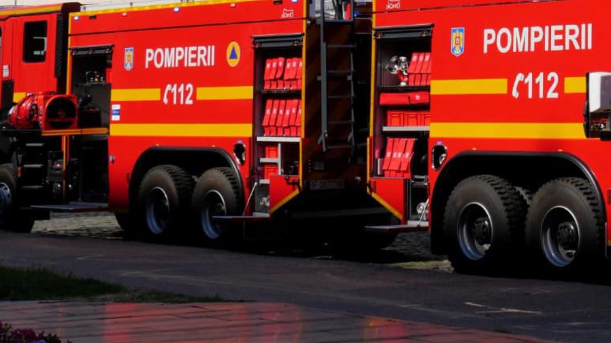 Incendiu la spitalul din Arad interventie urgenta a pompierilor