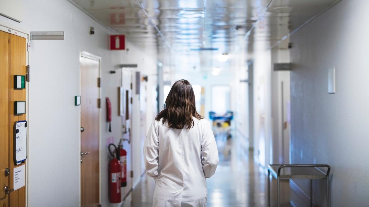 Ministerul Educatiei a demarat procesul de selectie a cadrelor didactice pentru programul Scoala din spital Inscrierile se