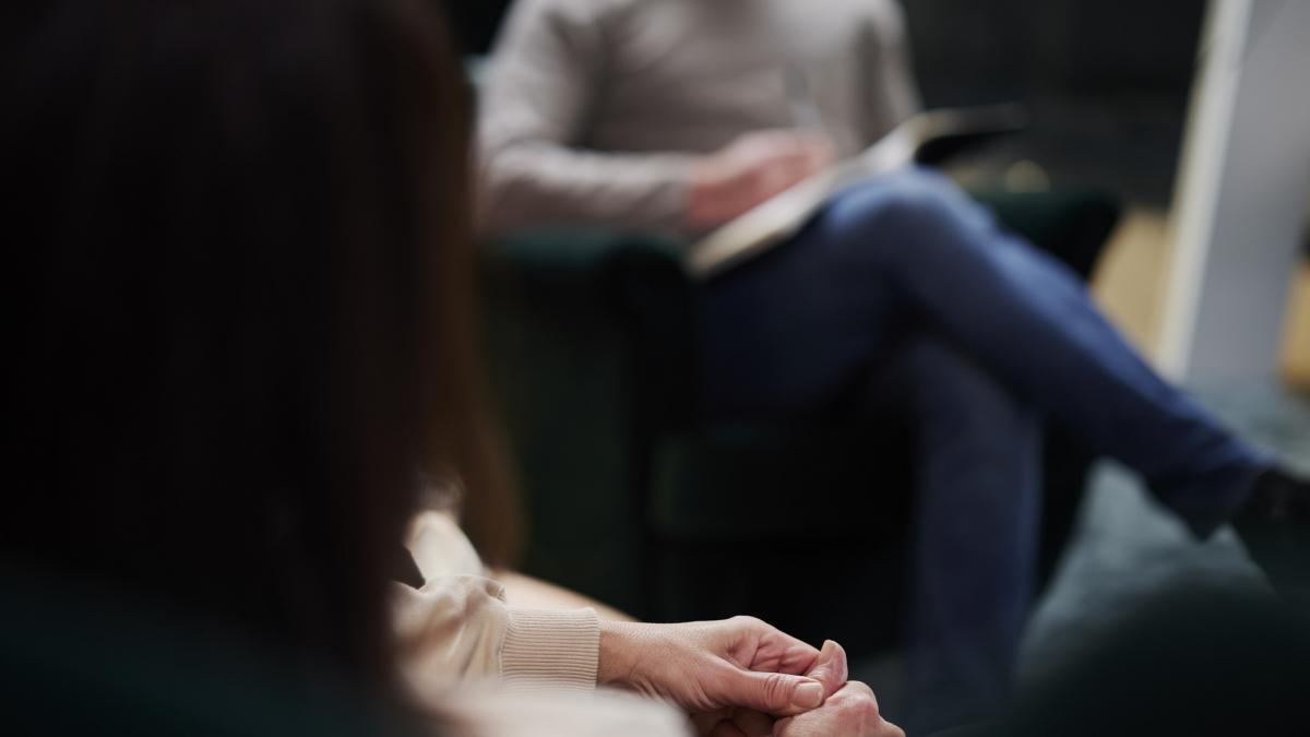 Psihologii avertizeaza ca noua lege limiteaza accesul la terapie