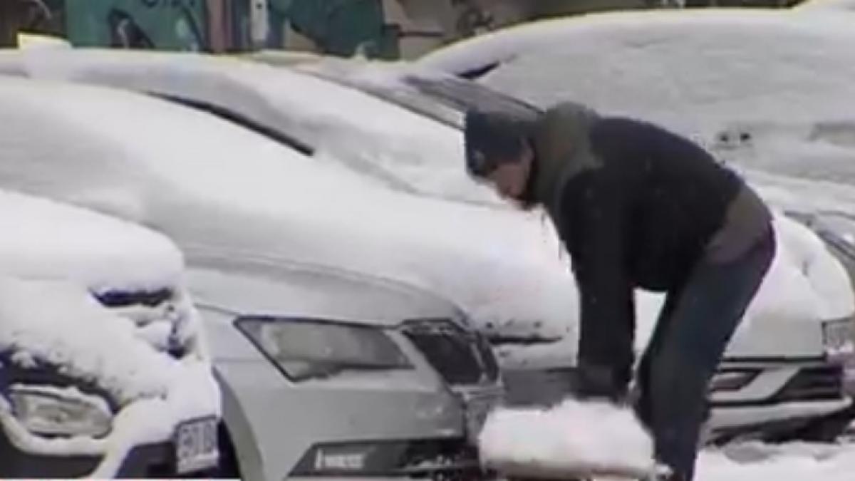 Zeci de romani au fost adusi la Urgenze dupa ce au alunecat pe gheata sau au manifestat simptome de hipotermie