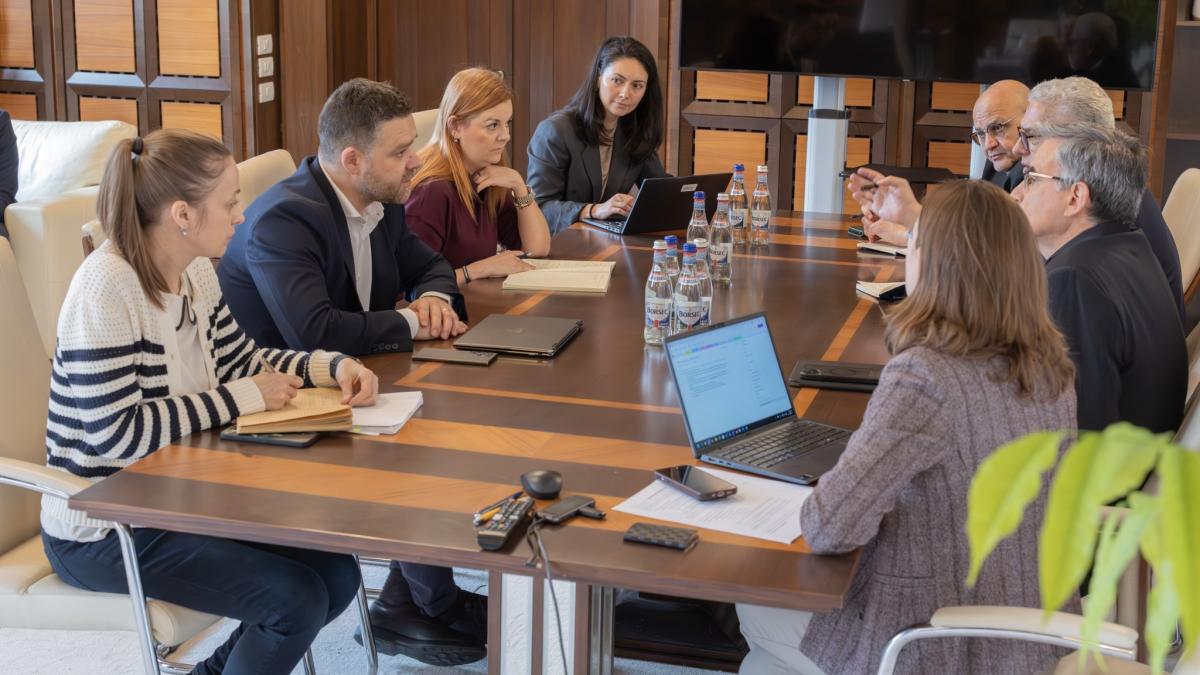 Ciprian Ciucu a avut intalniri cu oficialii Bancii Mondiale pentru a discuta solutii de finantare pentru