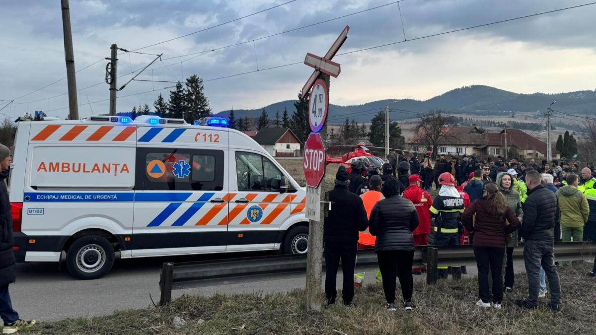 Caruta colidata de tren in Miercurea Ciuc O femeie a murit iar un barbat si trei copii au fost raniti