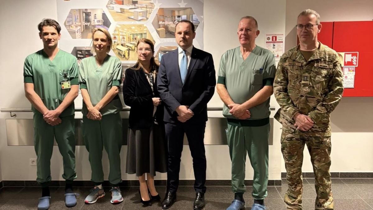 Centrele destinate pacientelor cu arsuri extinse din Timis oara si Targu Mures sunt aproape finalizate Rogobete Personalul va fi