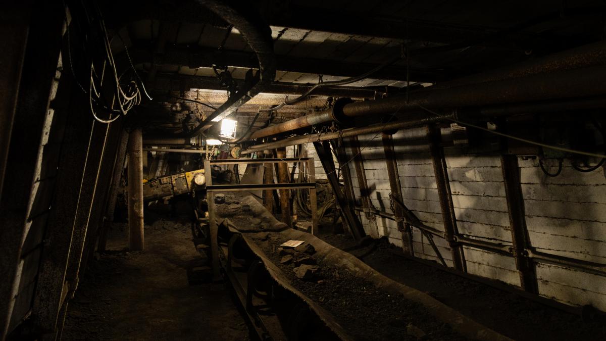 tragedie in hunedoara un miner de 51 de ani si a pierdut viata in subteran in urma unor probleme de sanatate