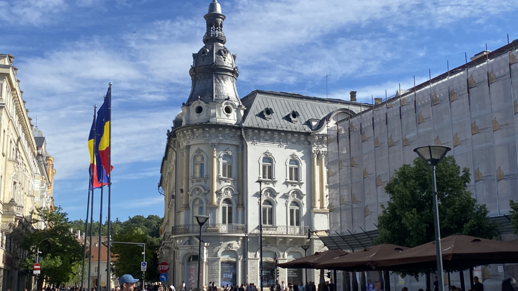 Fratii Tate intentioneaza sa achizitioneze o cladire de patrimoniu istoric din Cluj dar primria doreste sa le impiedice aceasta actiune