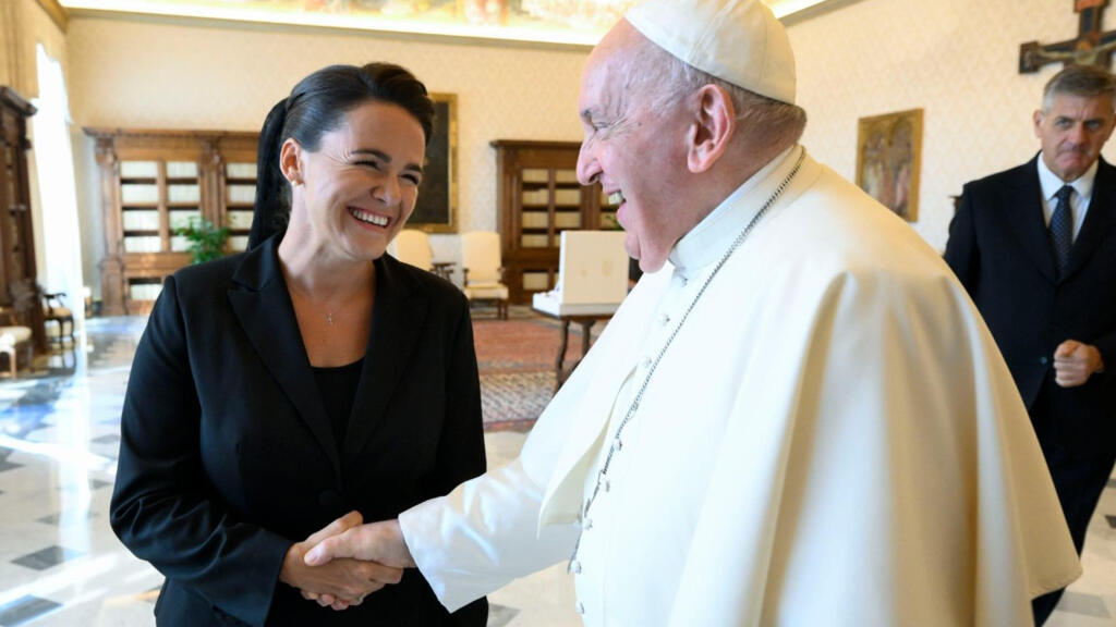 O gratiere cu raspunsuri intarziate de doi ani