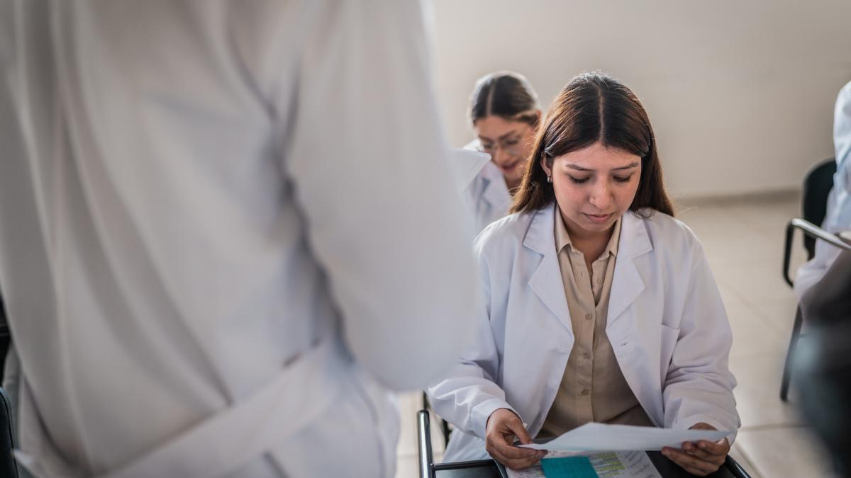 Ministerul Sanatatii aduce modificari privind regulile pentru examenul de obtinere a titlului profesional de medic medic stomatolog si